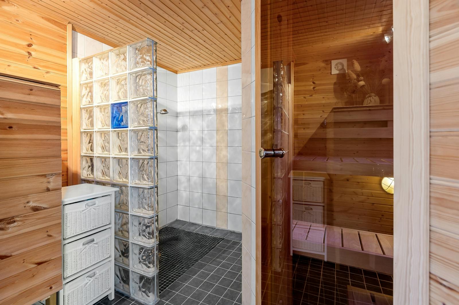 Bygga Bastu i Lösvirke & Byggsats